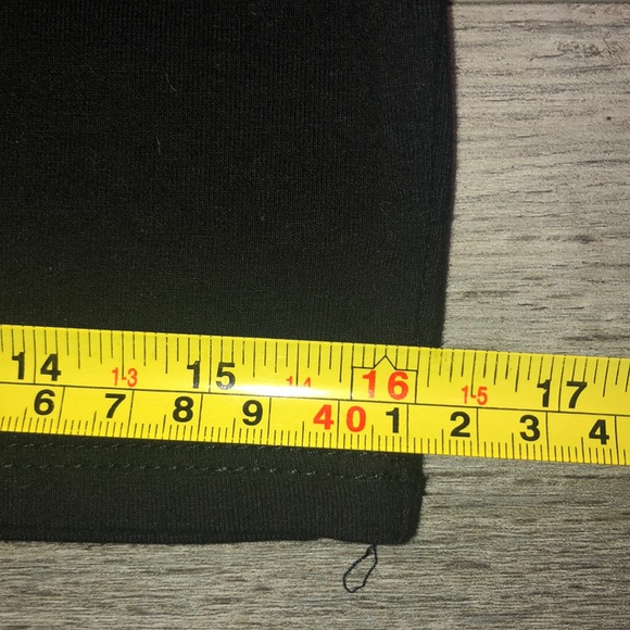 Forever 21 black turtle neck crop top - Picture 5 of 8